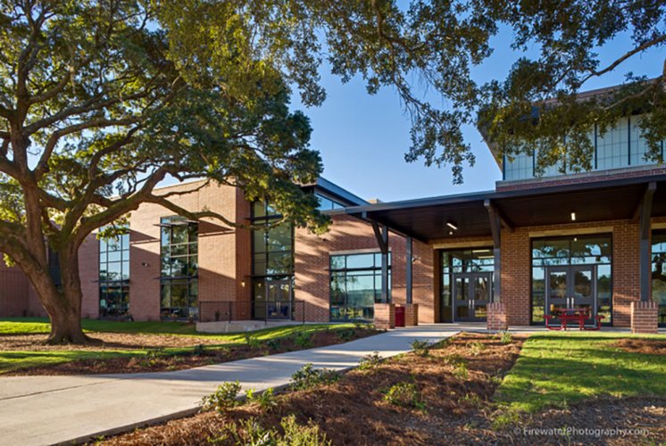 Laing Middle School 3